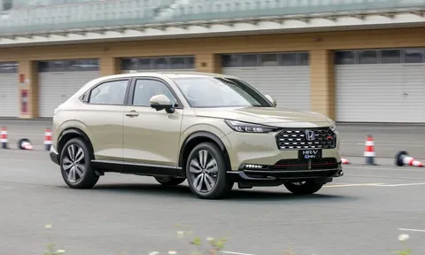 Vượt qua nhiều đối thủ, Honda HR-V bất ngờ giành giải cao nhất tại Car Awards 2025