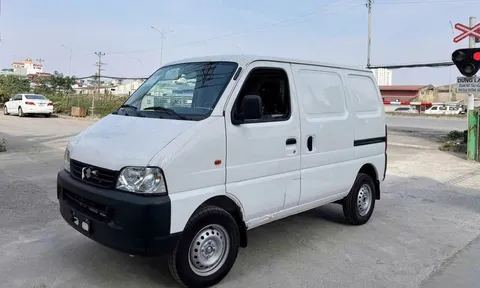 Ảnh thực tế Suzuki Eeco Van mới ra mắt tại Việt Nam: Chạy khoảng 500 km/bình xăng , nhỏ hơn VinFast EC Van nhưng có cửa lùa