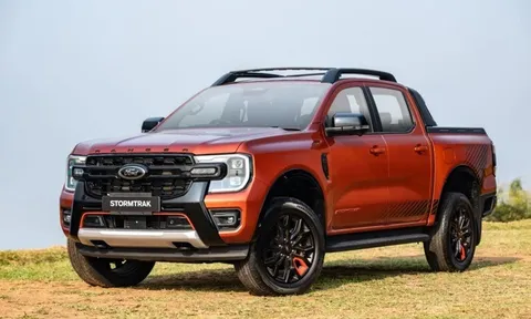 Phân khúc bán tải năm 2025 khởi sắc: Ranger vẫn 'một mình một ngựa', bỏ xa á quân Triton