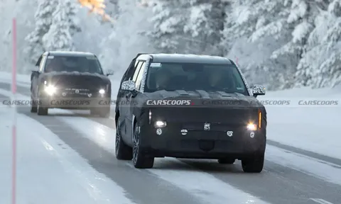 Nguyên mẫu Hyundai Santa Fe bản nâng cấp lộ diện, thay đổi mạnh phần đầu và đuôi xe