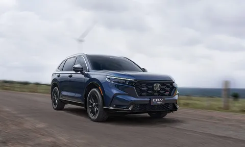Honda CR-V e:HEV 2026 chính thức ra mắt tại Việt Nam: 2 phiên bản, lắp ráp trong nước, giá bán vẫn còn là ẩn số