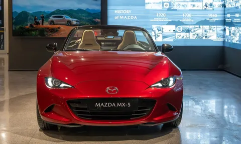 Xe thể thao Mazda MX-5 sắp trở lại Việt Nam: Nhận đặt cọc bản mui mềm, dự kiến giao xe vào tháng 5/2026
