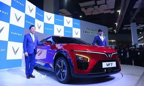 VinFast VF 7 giành danh hiệu 'SUV điện của năm' tại một trong những giải thưởng ô tô uy tín bậc nhất Ấn Độ