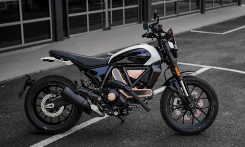 Ducati Scrambler bản kỷ niệm 10 năm về Việt Nam với đúng 1 chiếc, chốt giá hơn nửa tỷ đồng