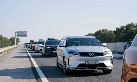 Tết này về quê bằng ô tô điện: Đi cao tốc nhanh hơn, nhưng có chắc an tâm hơn?