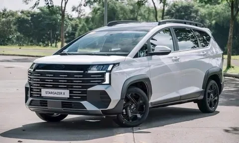 Hyundai Stargazer được đại lý ưu đãi lớn trước thềm ra mắt bản mới, giá tiệm cận xe hạng A