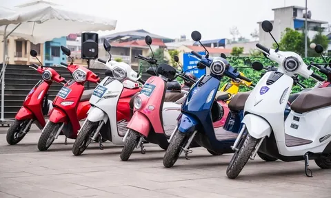 Chọn mua xe máy điện pin cố định hay pin tháo rời thì tiện lợi hơn?