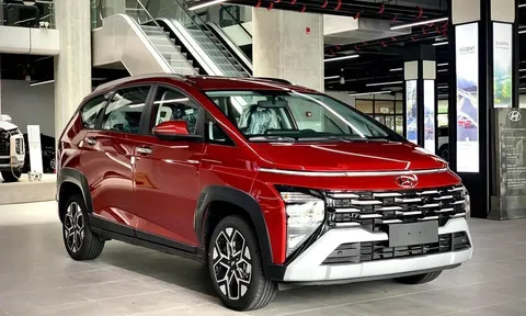 Cuộc đua giảm giá MPV 7 chỗ chưa hạ nhiệt, có mẫu được ưu đãi hơn 100 triệu đồng