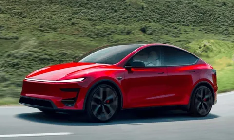 Xe xăng 'rơi tự do' tại châu Âu, xe điện và xe hybrid chiếm ưu thế áp đảo