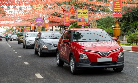 VinFast 'gây sốc' khi hoàn tất 3.520 đơn đặt hàng ô tô điện trong một ngày, trung bình 2,4 đơn/phút