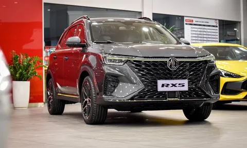 Giá giảm sâu xuống chỉ còn 580 triệu đồng, MG RX5 trở thành SUV cỡ C rẻ nhất phân khúc