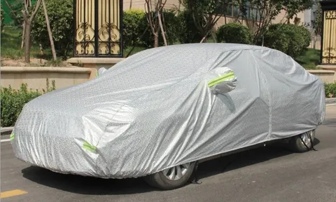 4 thói quen sai lầm khi dùng bạt phủ ô tô mùa nắng nóng dễ khiến xe xuống cấp