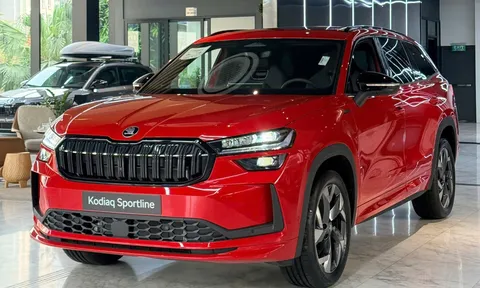 Cận cảnh Skoda Kodiaq 2026 tại đại lý Việt: Thêm loạt công nghệ an toàn, giá bán cao hơn bản cũ gần 150 triệu đồng