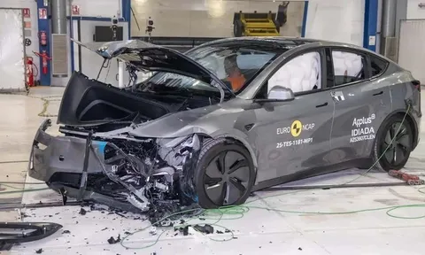 Vì sao ô tô điện ngày càng vượt trội so với xe xăng trong các bài thử nghiệm va chạm?