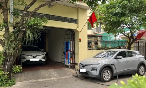 Thuê ô tô điện tự lái dịp lễ, tài xế cần lưu ý gì để tránh phát sinh rắc rối ngoài ý muốn?