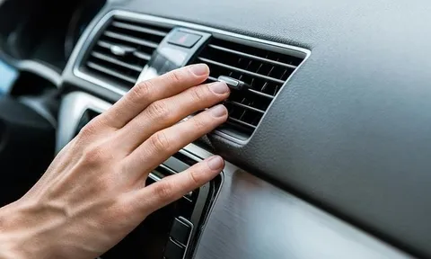 Điều hòa ô tô yếu dần giữa trời nóng: Nhiều tài xế thường bỏ sót nguyên nhân phổ biến này