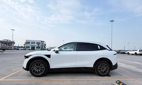 Zeekr 7X xuất hiện tại Việt Nam trước thời điểm mở bán chính thức: Dự có 2 bản, chạy tối đa hơn 600 km/sạc