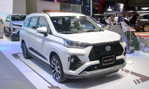 TOP 10 ô tô xăng, dầu bán chạy tháng 4/2026: Toyota Veloz Cross bất ngờ vươn lên vị trí số 1