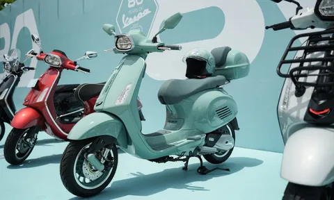 Bộ ba xe máy Vespa phiên bản kỷ niệm 80 năm ra mắt Việt Nam: Nhuốm sắc xanh cổ điển, giá từ 106,5 triệu đồng