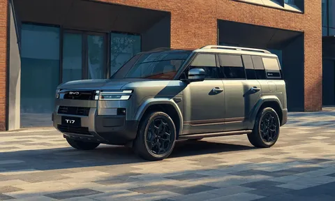 BYD chuẩn bị đưa SUV 7 chỗ đầu tiên ra thị trường quốc tế, tham vọng đấu Land Cruiser và Defender