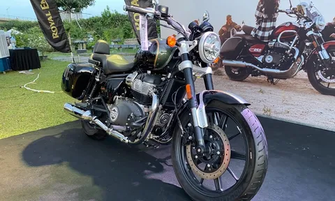 Royal Enfield trở lại Việt Nam với loạt mô tô mới, giá cao nhất 233 triệu đồng