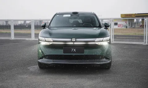 SUV điện Trung Quốc Zeekr 7X lộ giá bán dự kiến cao gấp rưỡi so với Ford Mustang Mach-E
