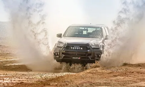 Khủng hoảng Trung Đông lan tới ngành ô tô, Toyota phải giảm mạnh sản lượng xe xuất khẩu