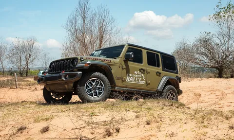 Jeep Wrangler 'tái xuất' thị trường Việt: SUV địa hình biểu tượng có giá từ gần 3 tỷ đồng