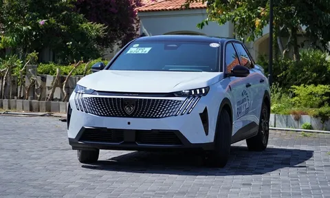 Peugeot 3008 thế hệ mới chốt giá từ 1,279 tỷ đồng tại Việt Nam: Công nghệ ngập tràn, cạnh tranh Honda CR-V