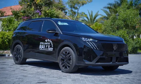 SUV 7 chỗ Peugeot 5008 hoàn toàn mới vừa ra mắt có gì để thu hút khách Việt?