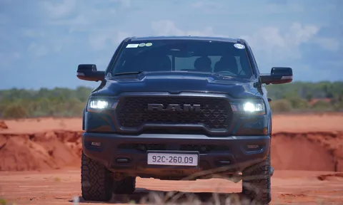Ram 1500 trở lại thị trường Việt Nam: Giá khởi điểm 3,749 tỷ đồng, thuộc nhóm ô tô con pickup