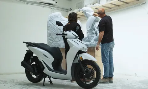 Honda SH 125i Marmo trình làng với lớp vỏ đặc biệt chưa từng có trên dòng SH