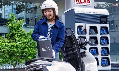 Honda Việt Nam tung loạt chính sách hấp dẫn cho xe máy điện: Dùng thử tại nhà, bảo hành pin tới 3 năm