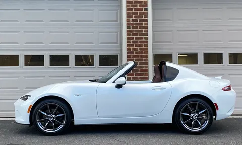 Đại lý báo nhận cọc Mazda MX-5 RF: Mui cứng đóng/mở điện, giá dự kiến dưới 1,5 tỷ đồng
