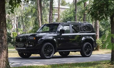 Triệu hồi 563 xe Toyota Land Cruiser Prado tại Việt Nam do lỗi cụm đồng hồ táp-lô