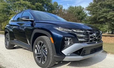 Hyundai lập kỷ lục doanh số trong nửa đầu 2026: Cứ 3 xe bán ra có 1 xe điện hóa