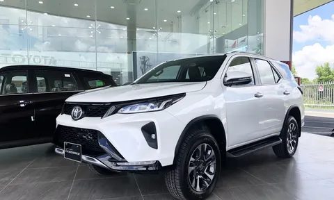 Toyota Việt Nam thu hẹp danh mục Fortuner, ngừng lắp ráp phiên bản máy dầu