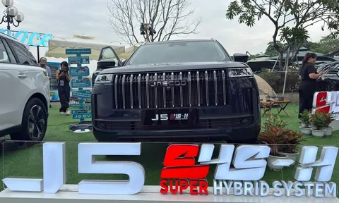 Chiêm ngưỡng Jaecoo J5 hybrid lắp ráp tại Việt Nam: Đối thủ mới của Yaris Cross, tầm vận hành tối đa 980 km