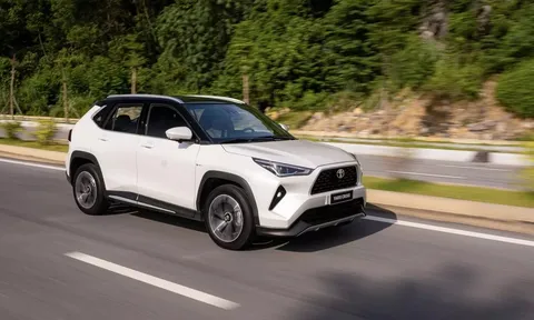 TOP 10 xe xăng, dầu hút khách nhất nửa đầu 2026: Yaris Cross bán nhiều hơn CX-5 chỉ 23 xe