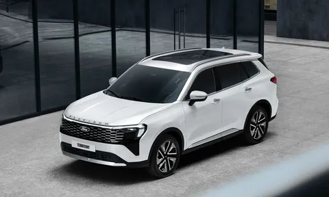 Ford Territory Platinum chốt giá 916 triệu đồng tại Việt Nam, dự kiến bắt đầu bàn giao từ cuối tháng 8