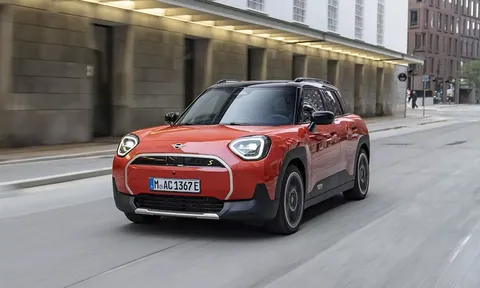Giá hơn 2,4 tỷ đồng, SUV điện MINI Aceman có gì đặc biệt để thuyết phục khách Việt xuống tiền?
