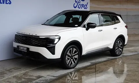 Ford Territory Hybrid Platinum 2026 lộ diện, thêm loạt trang bị 'xịn' chưa từng có
