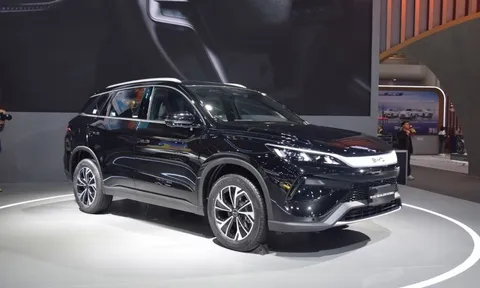 SUV hybrid cắm sạc BYD Sealion 5 nhận cọc tại Việt Nam: Chạy thuần điện 110 km/sạc, giá dự kiến dễ tiếp cận