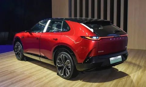 Mazda CX-6e 2026 tập trung nâng cấp công nghệ: Bổ sung LiDAR, hỗ trợ người lái trong hơn 200 tình huống