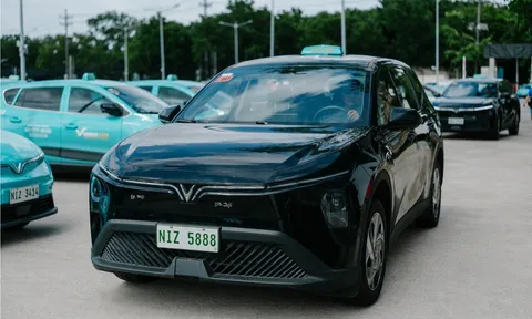 Green GSM mở rộng dịch vụ tại Philippines với taxi điện 7 chỗ, dùng xe VinFast Limo Green