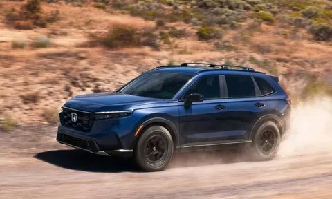Honda CR-V thế hệ mới chưa vội lên dây chuyền sản xuất do bản hiện hành vẫn đắt khách?