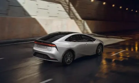Xe hybrid bền hơn nhiều người nghĩ: Toyota Prius và loạt mẫu xe được đánh giá cao