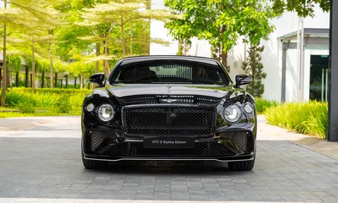 Chiếc mui trần Bentley giá gần 19 tỷ đồng dành riêng cho đại gia Việt có gì đặc biệt?