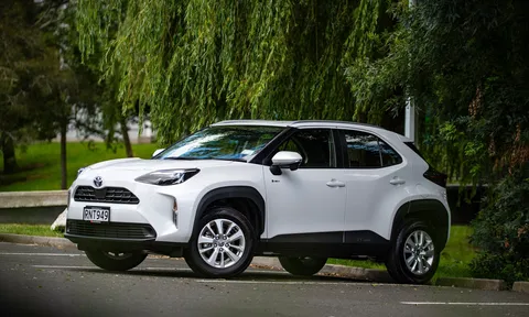 Xe hybrid thế hệ mới của Toyota có thể chỉ tiêu thụ 2,5 lít/100 km, đi hơn 1.400 km mỗi lần đổ đầy xăng