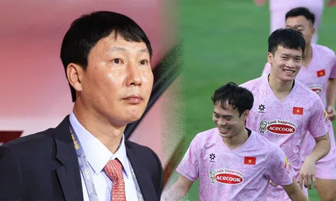 HLV Kim Sang Sik có thêm trợ thủ đắc lực, rộng cửa giành danh hiệu cùng ĐT Việt Nam